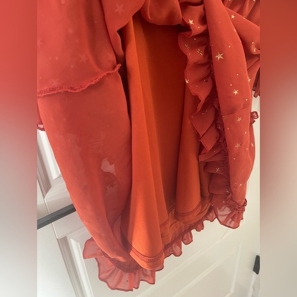 Ruffled V-Neck Dress | Amazon | Burnt Orange | M - Picture 11 of 12
